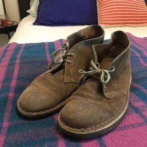 Clark’s women’s desert boot